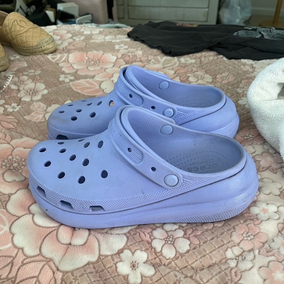 Crocs Classic Crush Platform Added Height Purple Clog - Picture 2 of 6